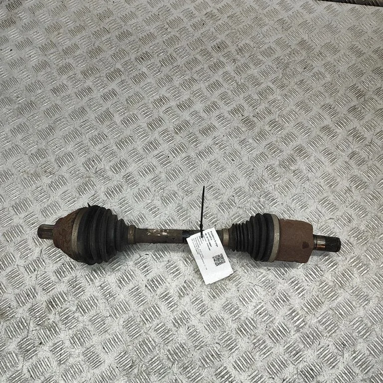 Priekšējā pusass 5N0407763