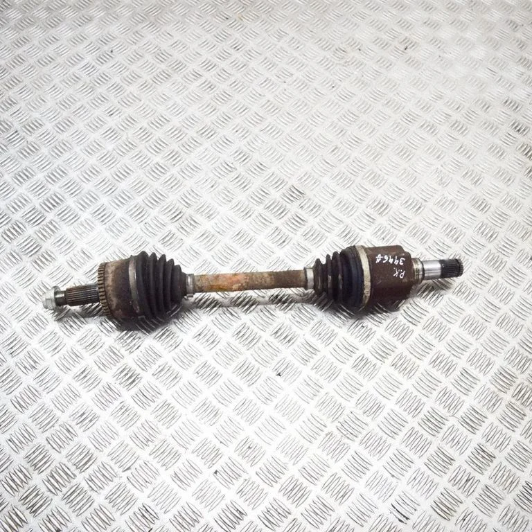 Front driveshaft – left