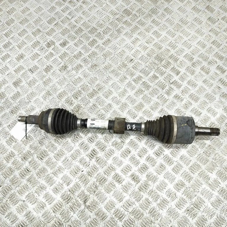 Priekšējā pusass J9D33D402AD