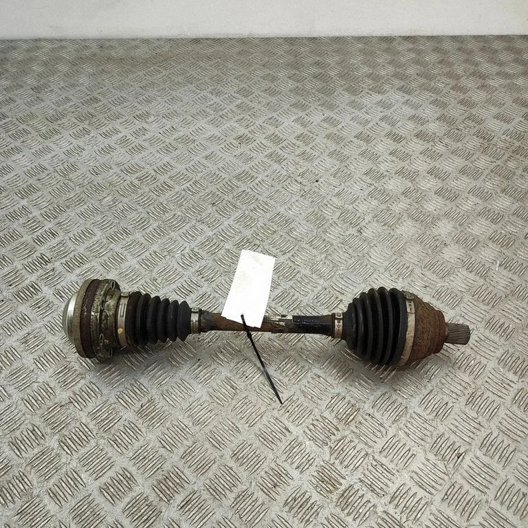 Priekšējā pusass 3Q0407271AA