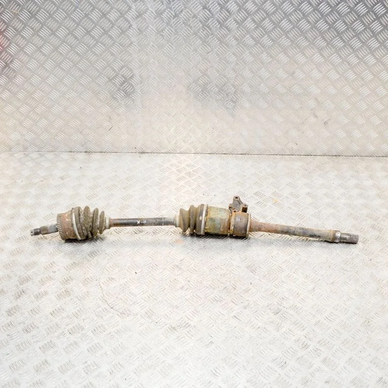 Front driveshaft – left