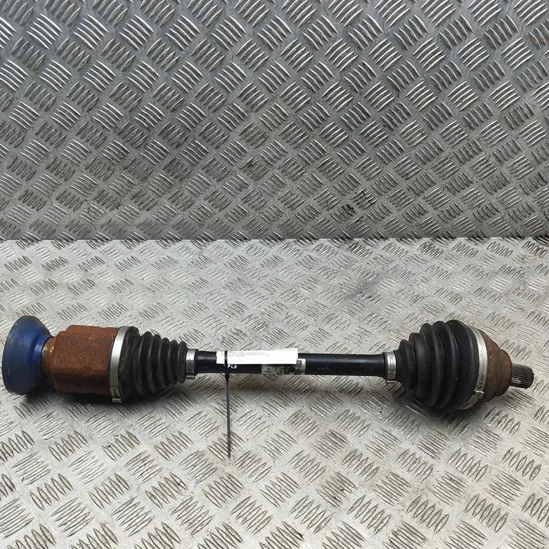 Front driveshaft 5QF407272N – Audi RS Q8 (2019-)