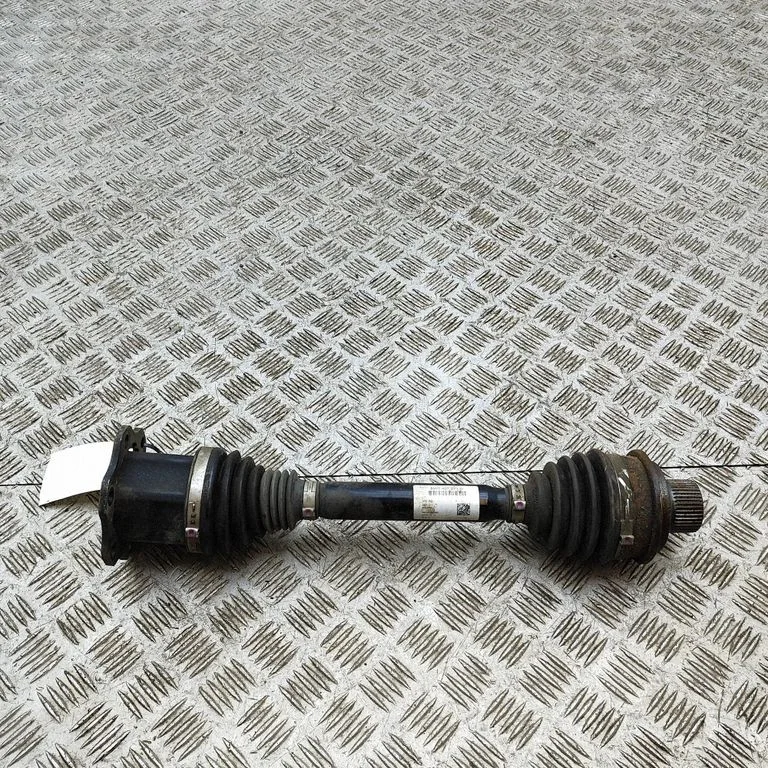 Front driveshaft 8W0407271D