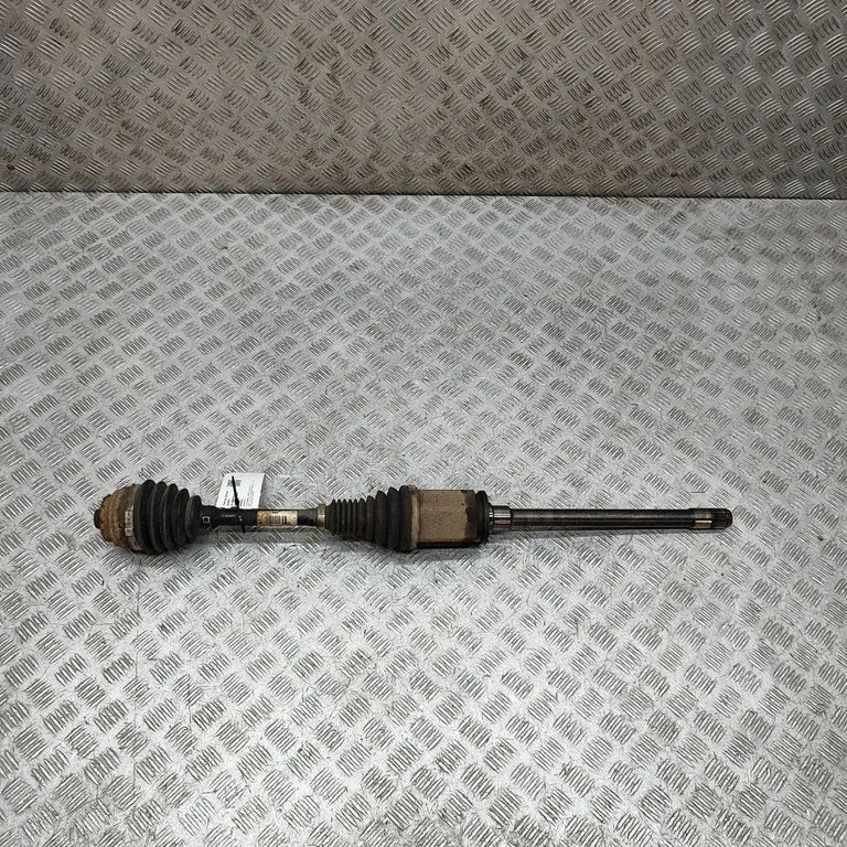 Front driveshaft – BMW 5 Series F10 F11 (2009-2016)