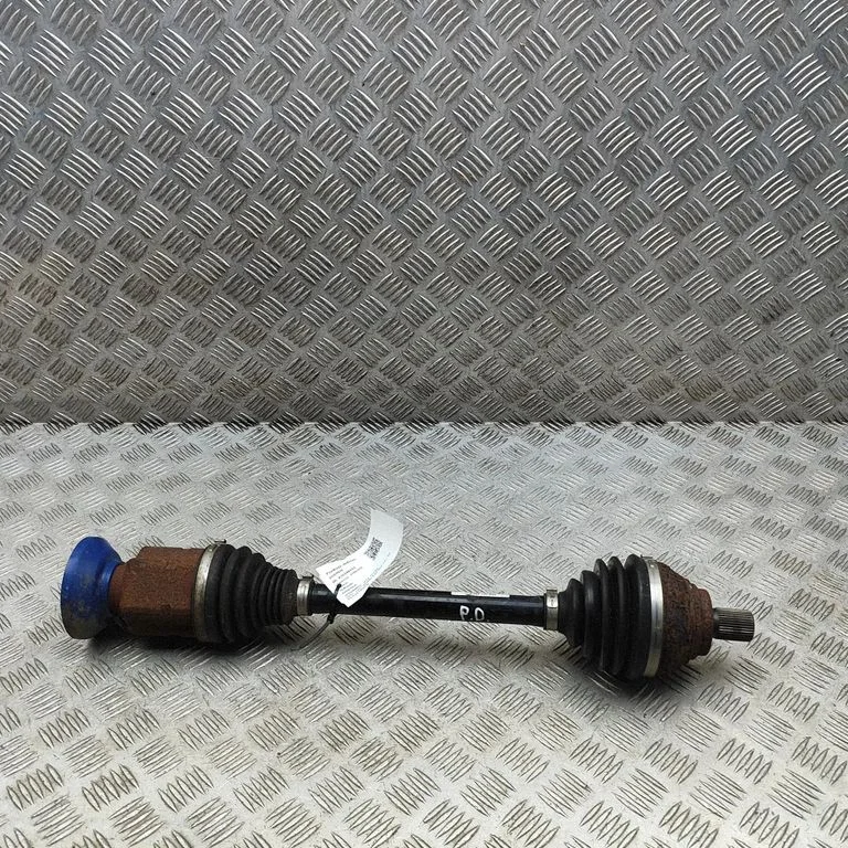 Priekšējā pusass 5N0407766D