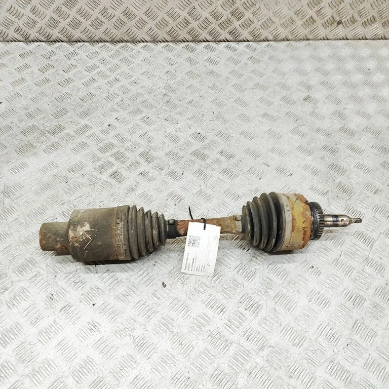 Priekšējā pusass GL3Z3A428A