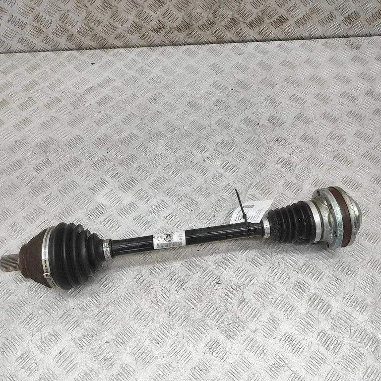 Priekšējā pusass 5Q0407272ER