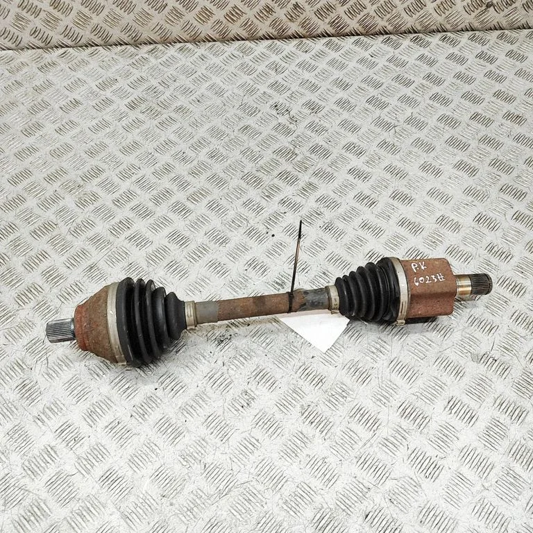 Priekšējā pusass 3Q0407271AH