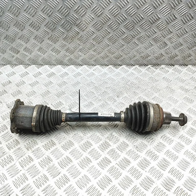Priekšējā pusass 4M0407271L