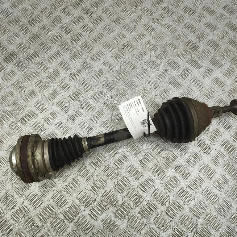 Priekšējā pusass 3AB407271