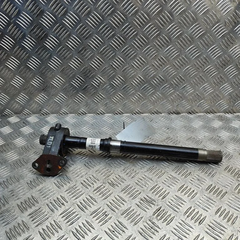 Front driveshaft 49560P4950