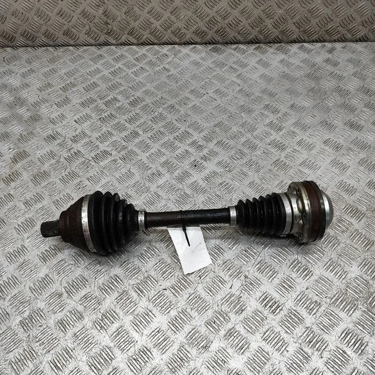 Priekšējā pusass 1K0407271HM