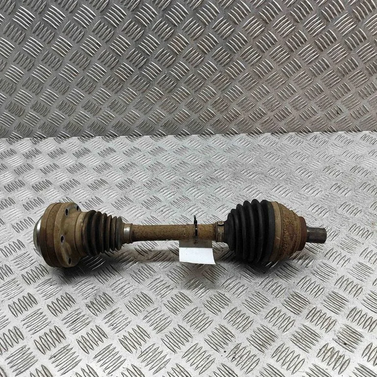 Front driveshaft – Volkswagen e-Golf (2014-)
