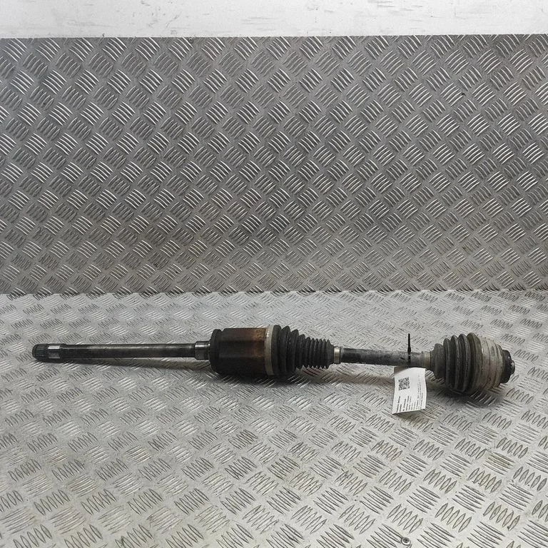 Priekšējā pusass 7597694