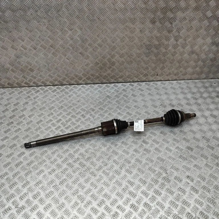 Priekšējā pusass HK833N128AB