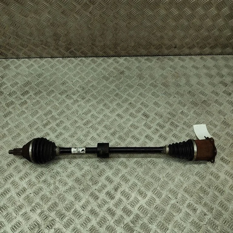 Priekšējā pusass 2Q0407272CH