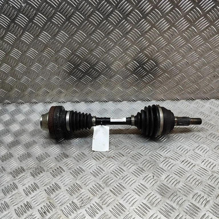 Priekšējā pusass 7L0407271F