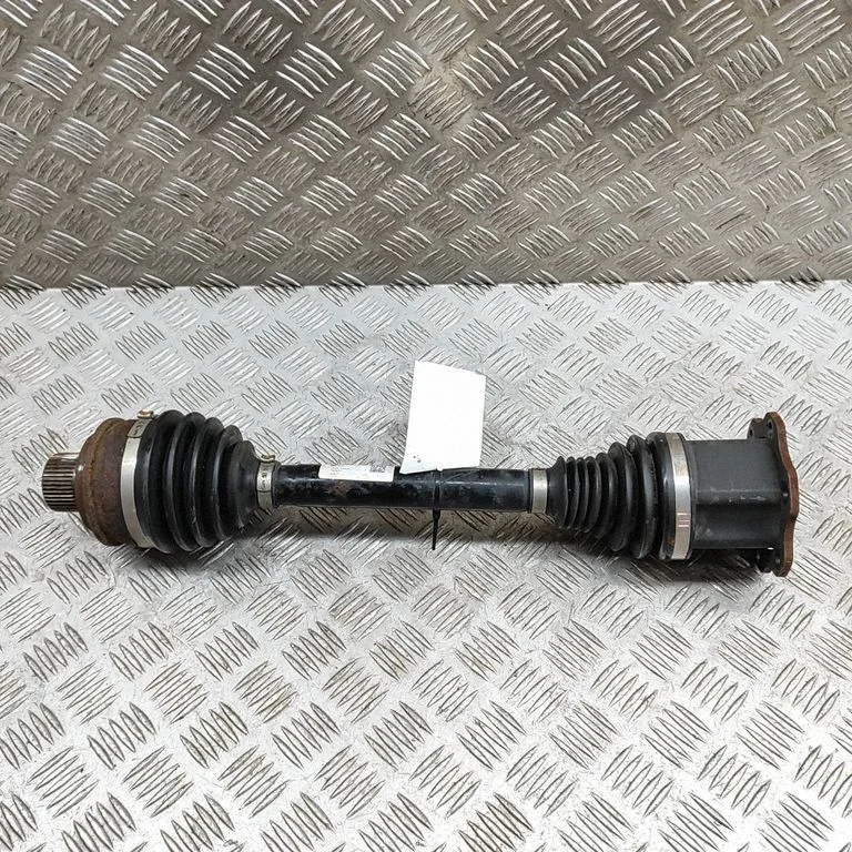 Priekšējā pusass 4M0407271D