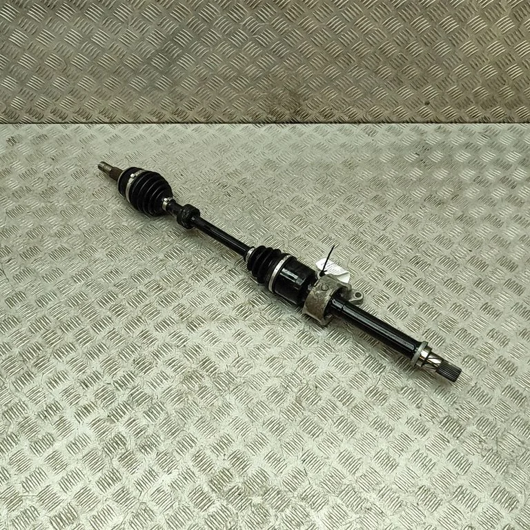 Priekšējā pusass GD002560X