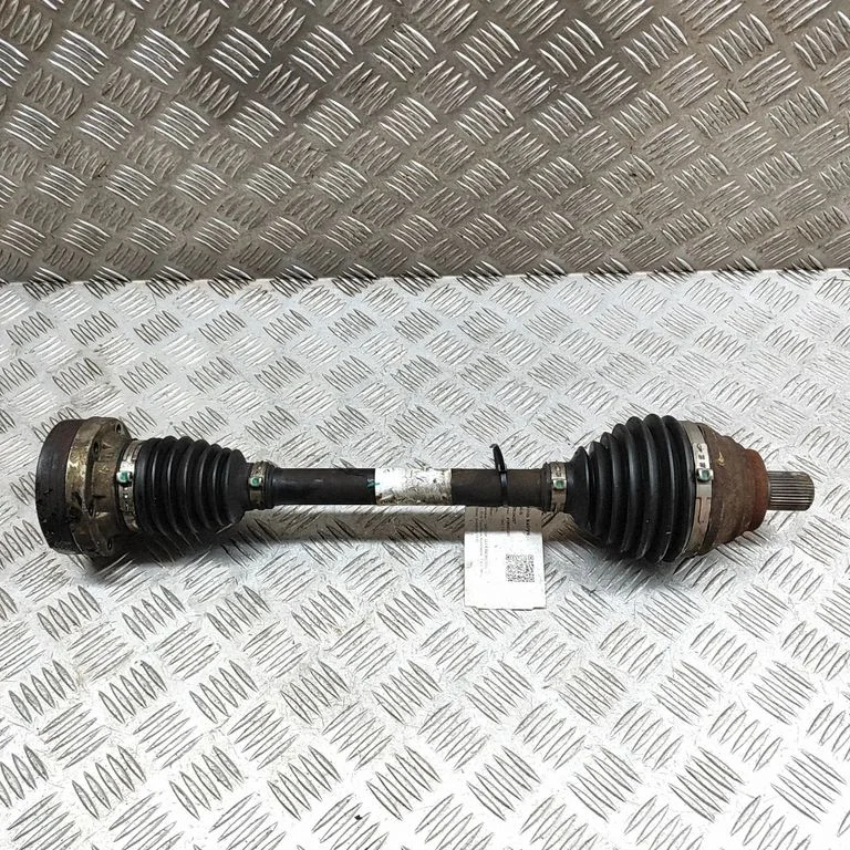 Priekšējā pusass 3Q0407271D