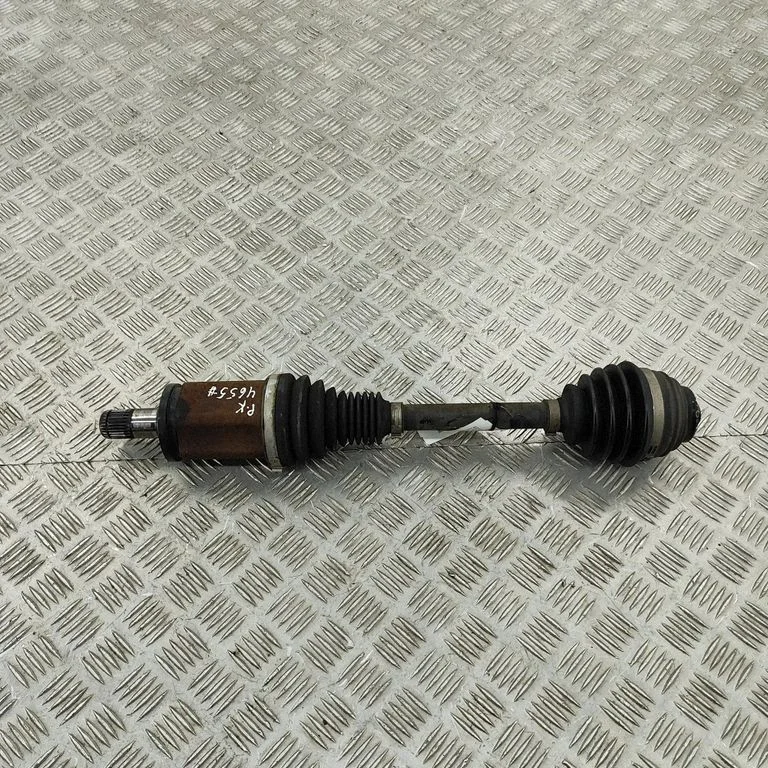 Front driveshaft – BMW 4 Series F32 F33 (2013-2020)