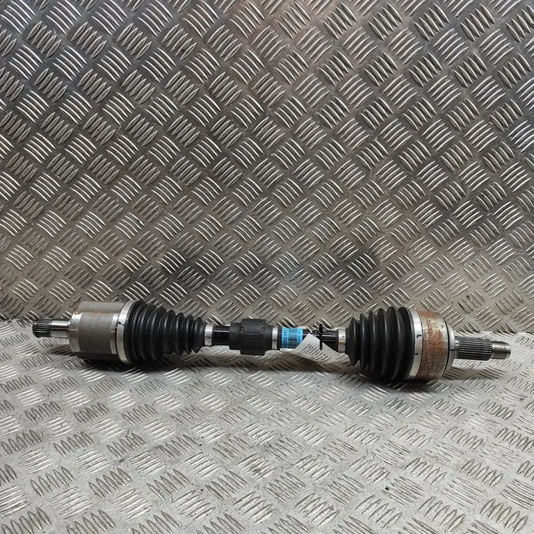 Priekšējā pusass 443063E8H01