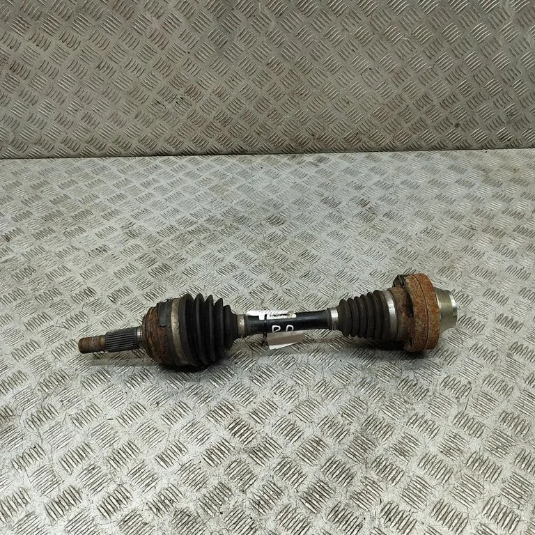 Front driveshaft – Volkswagen Touareg II (2010-2018)