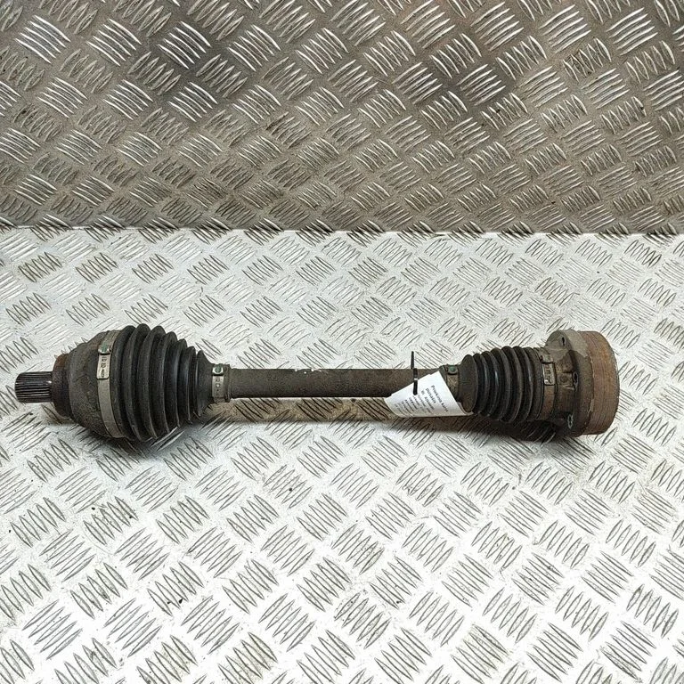 Priekšējā pusass 3Q0407271D