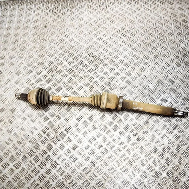 Priekšējā pusass CV173B436BC