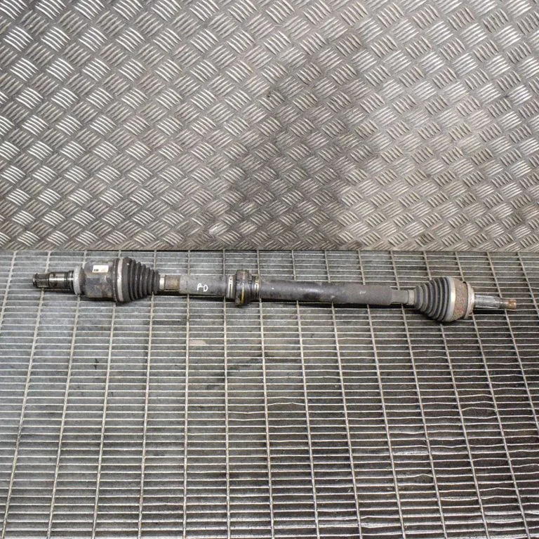Front driveshaft – Toyota Prius (XW30) (2009-2015)