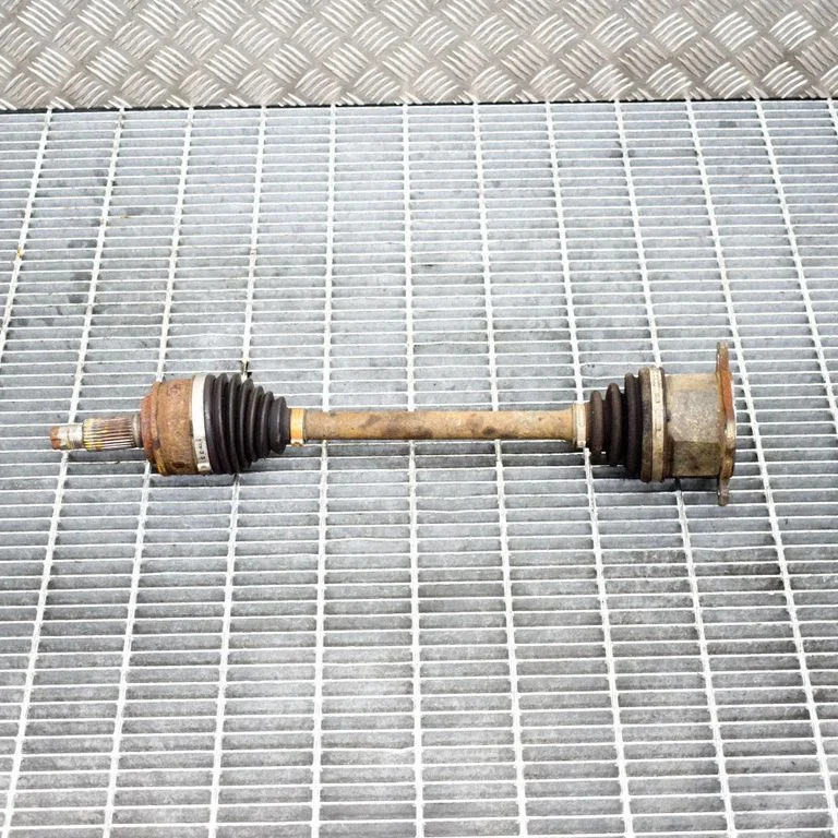 Front driveshaft – left