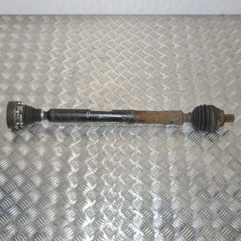 Front driveshaft – Audi A3 S3 A3 Sportback 8P (2005-2013)