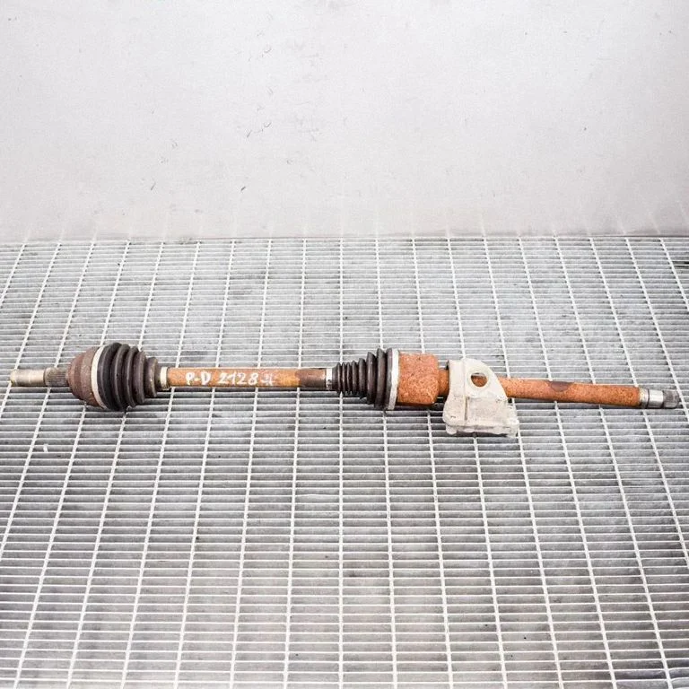 Front driveshaft – right