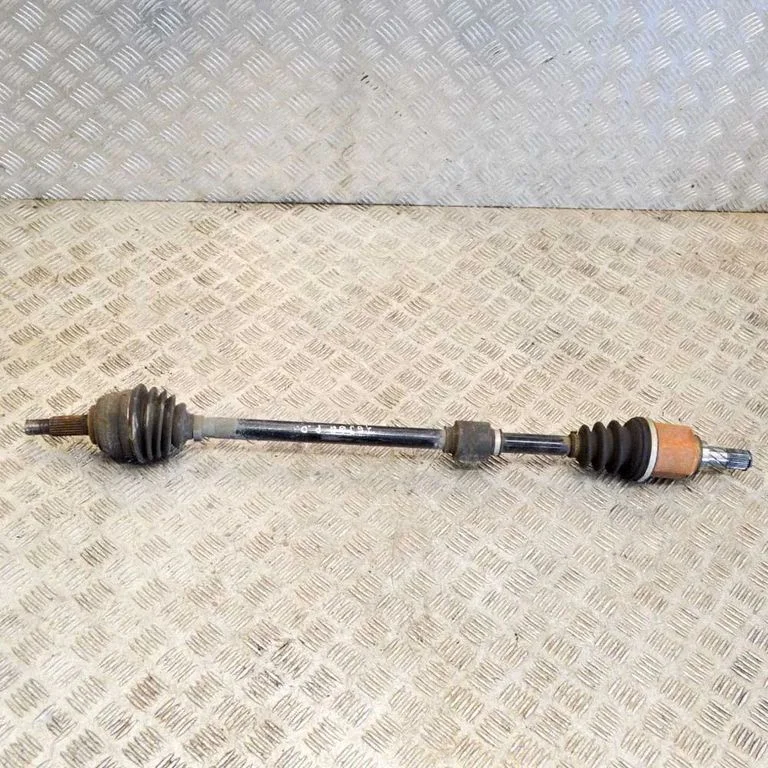 Eesmine pooltelg – Nissan Note (E11) (2006-2014), parem