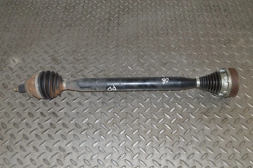 Priekšējā pusass 6R0407762K