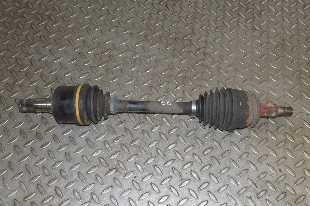 Front driveshaft – left