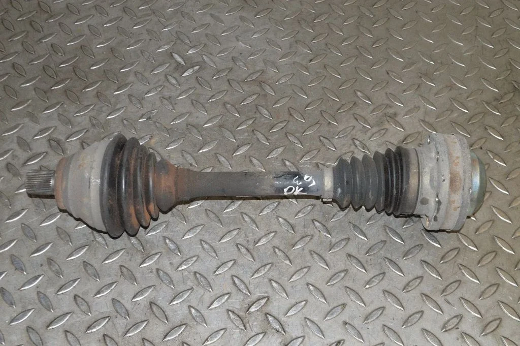 Priekšējā pusass 1K0407271BJ