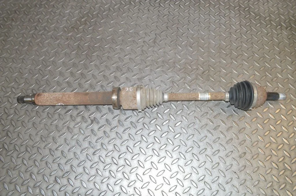 Priekšējā pusass CV173B436BD
