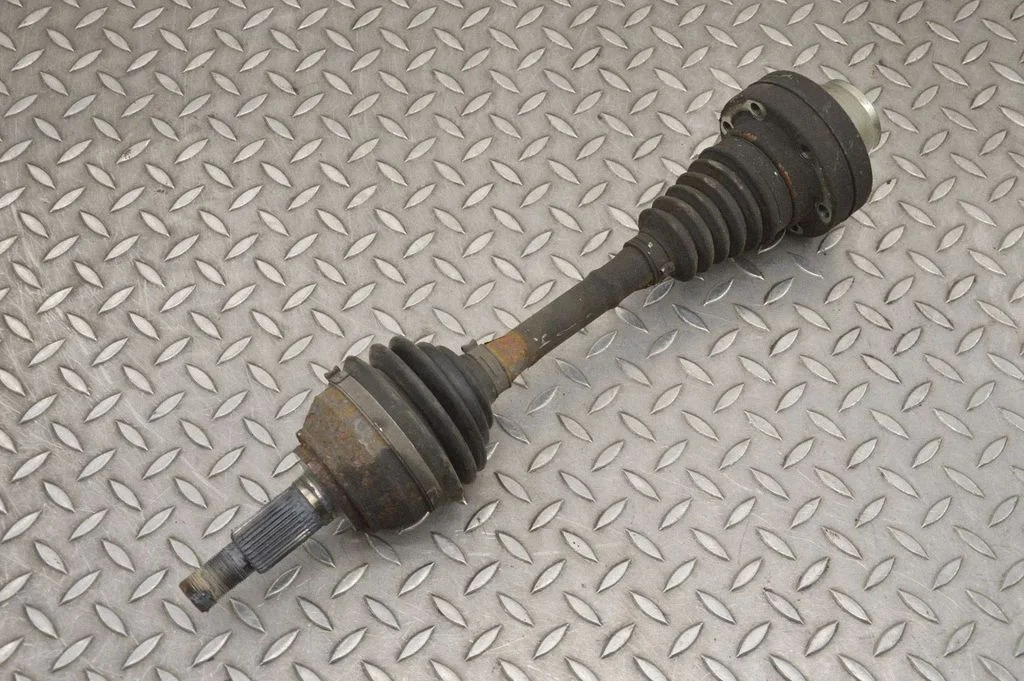 Front driveshaft – Volkswagen Touareg I (2002-2010)