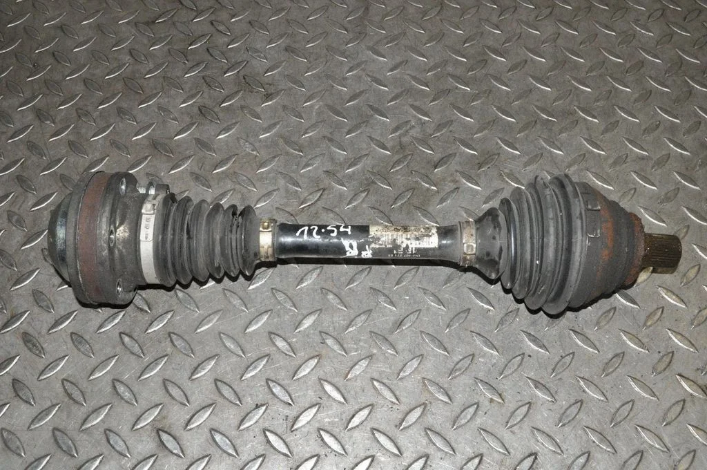 Front driveshaft – Volkswagen Scirocco (2008-2016)