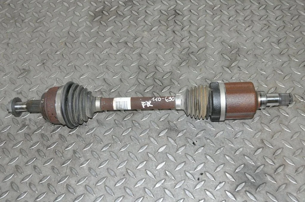 Priekšējā pusass F1F63B437GA