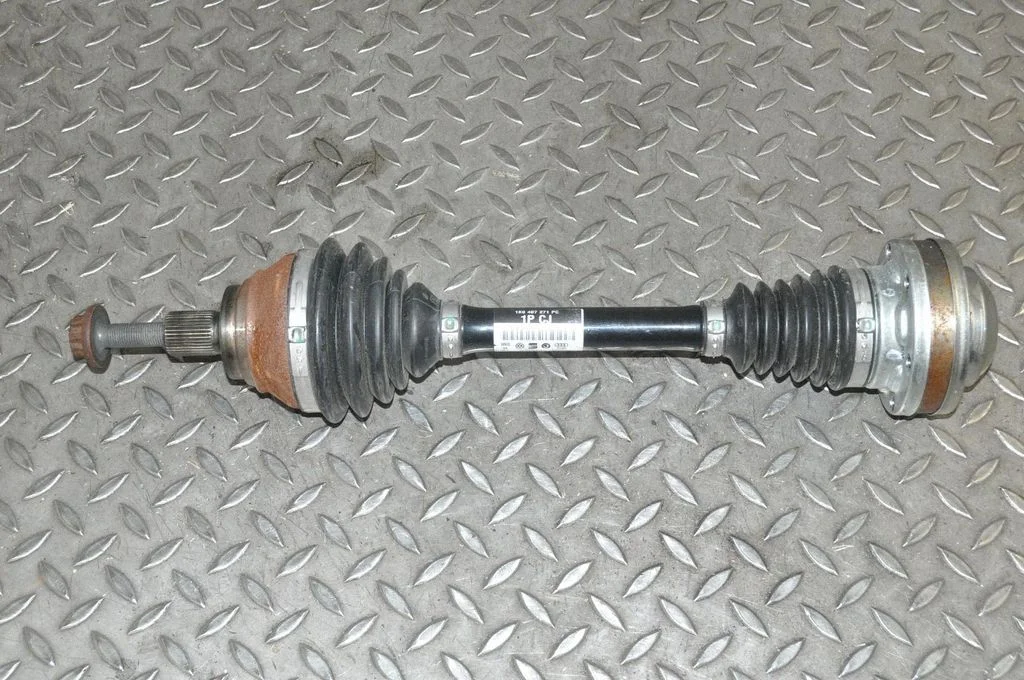 Priekšējā pusass 1K0407271PC