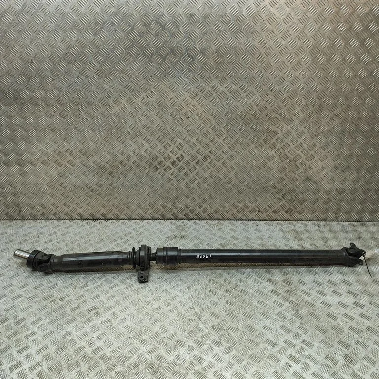 Middle center prop shaft SU00308584