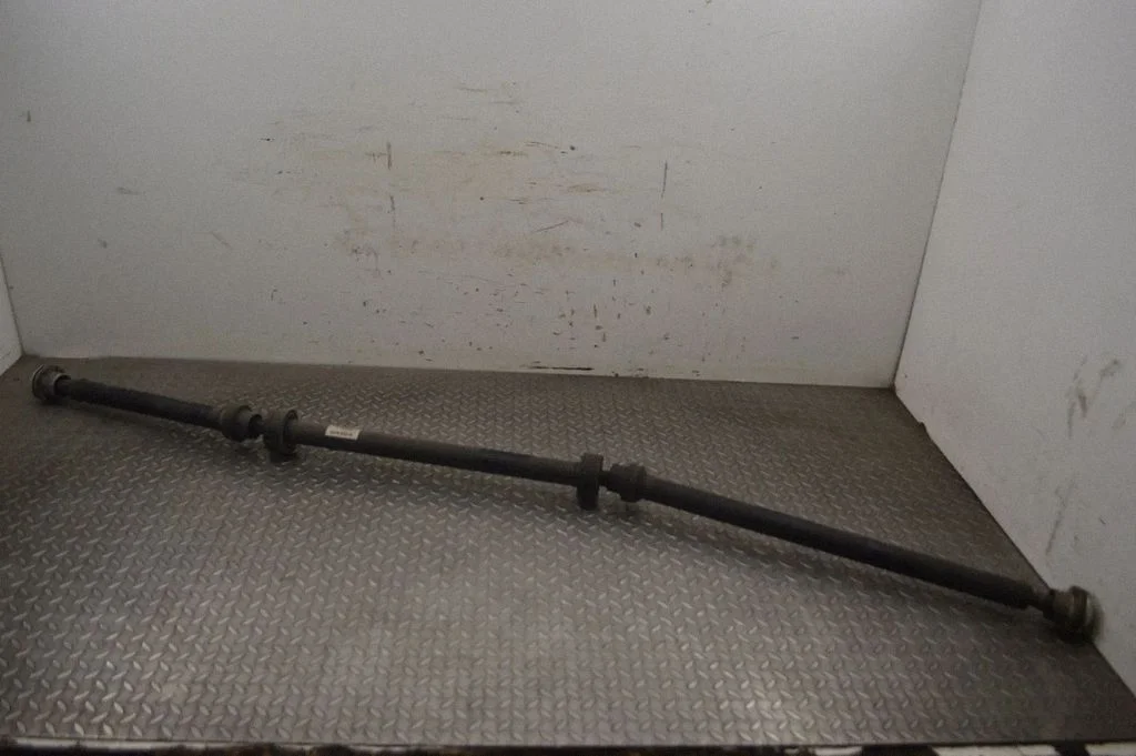 Middle center prop shaft 31492301