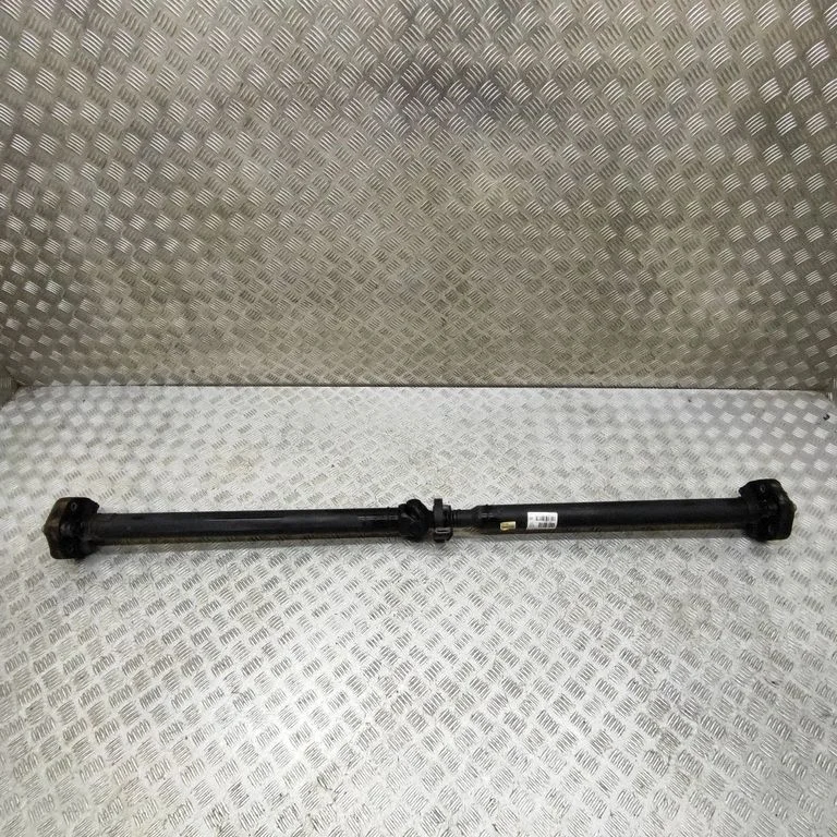Middle center prop shaft A2389001