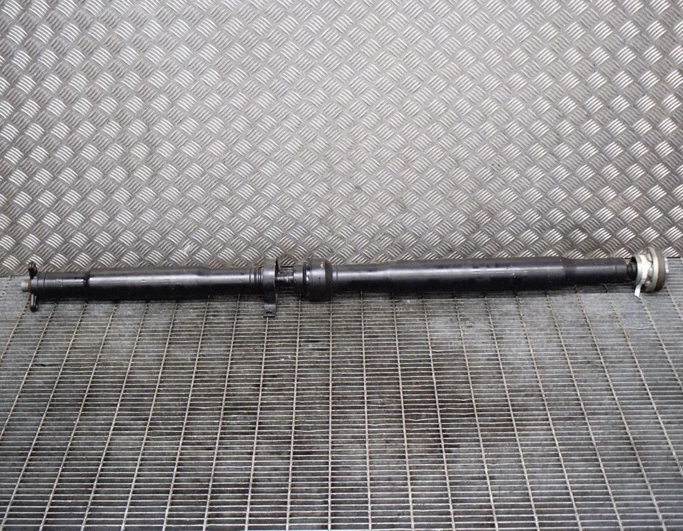 Middle center prop shaft 670008546