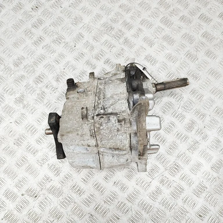 Ātrumkārbas reduktors (sadales kārba) A7252802600