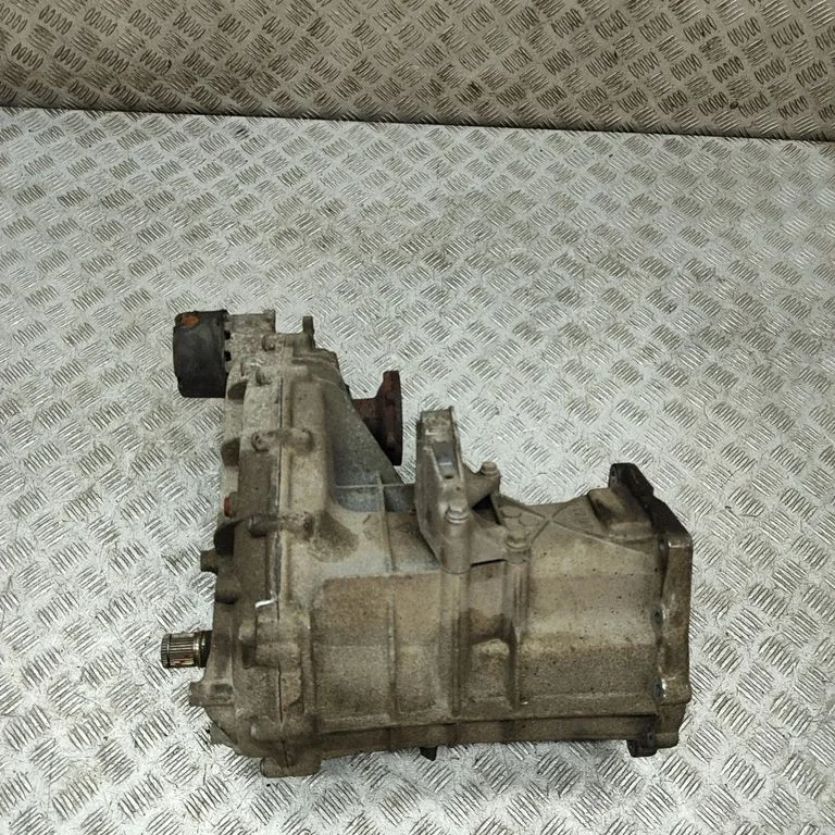 Gearbox transfer box case 7L6399649