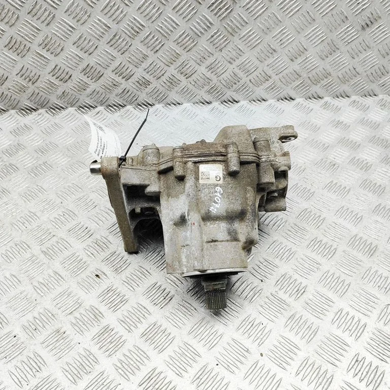 Gearbox transfer box case 7646889