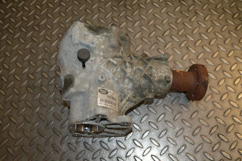 Gearbox transfer box case EJ327L486AC
